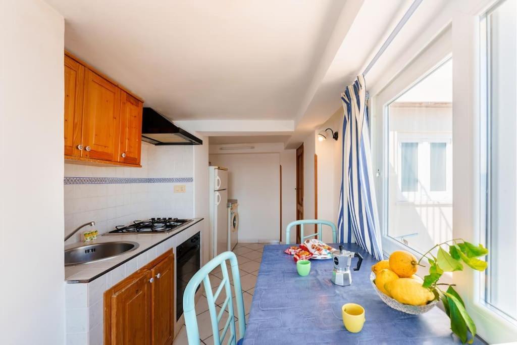 Appartement La Casa Di Nina A Corricella à Procida Extérieur photo